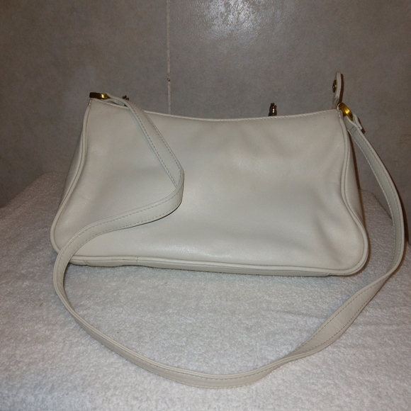Etienne Aigner Vintage Off White Handbag - Picture 2 of 4